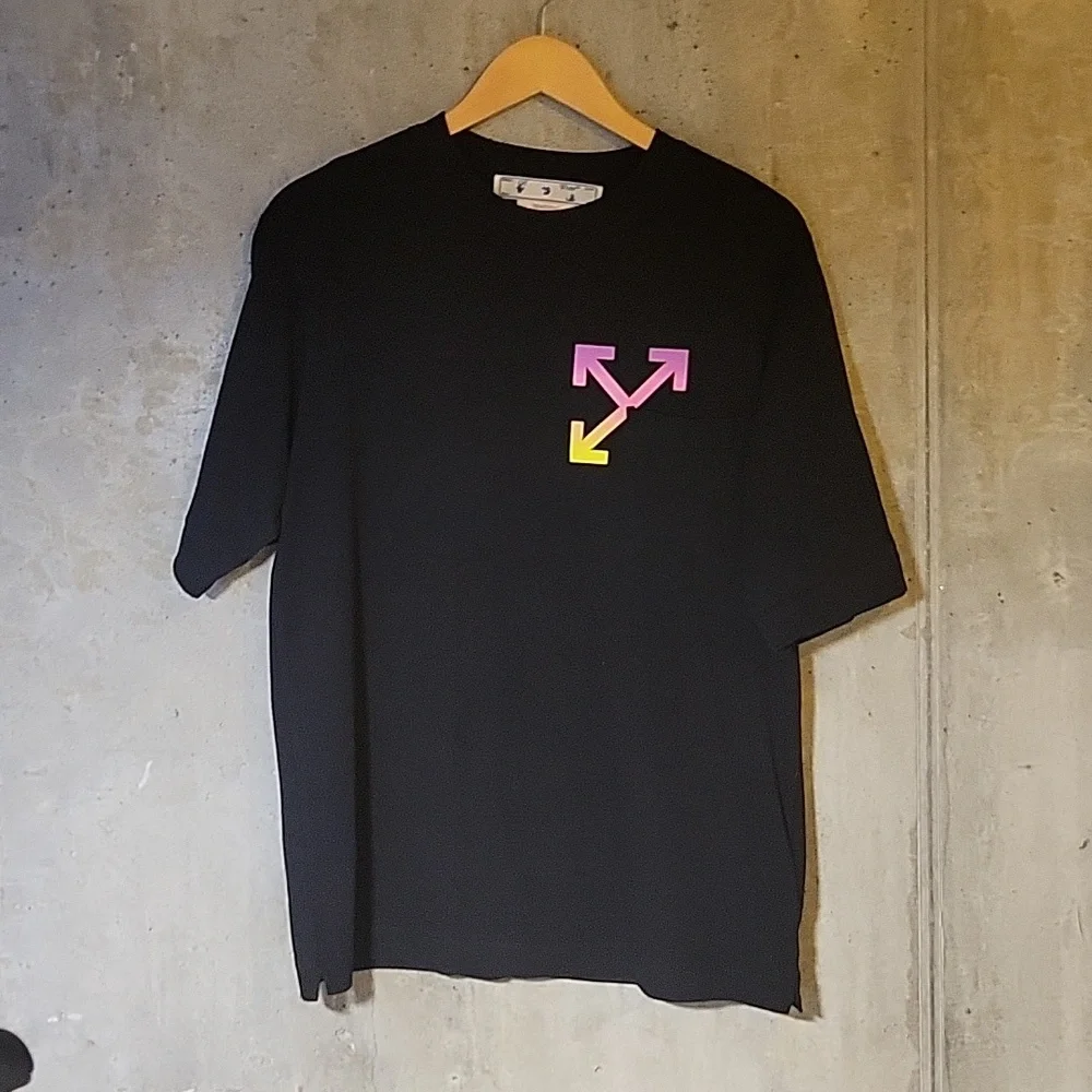Off-White Tee - Picture 6 of 9
